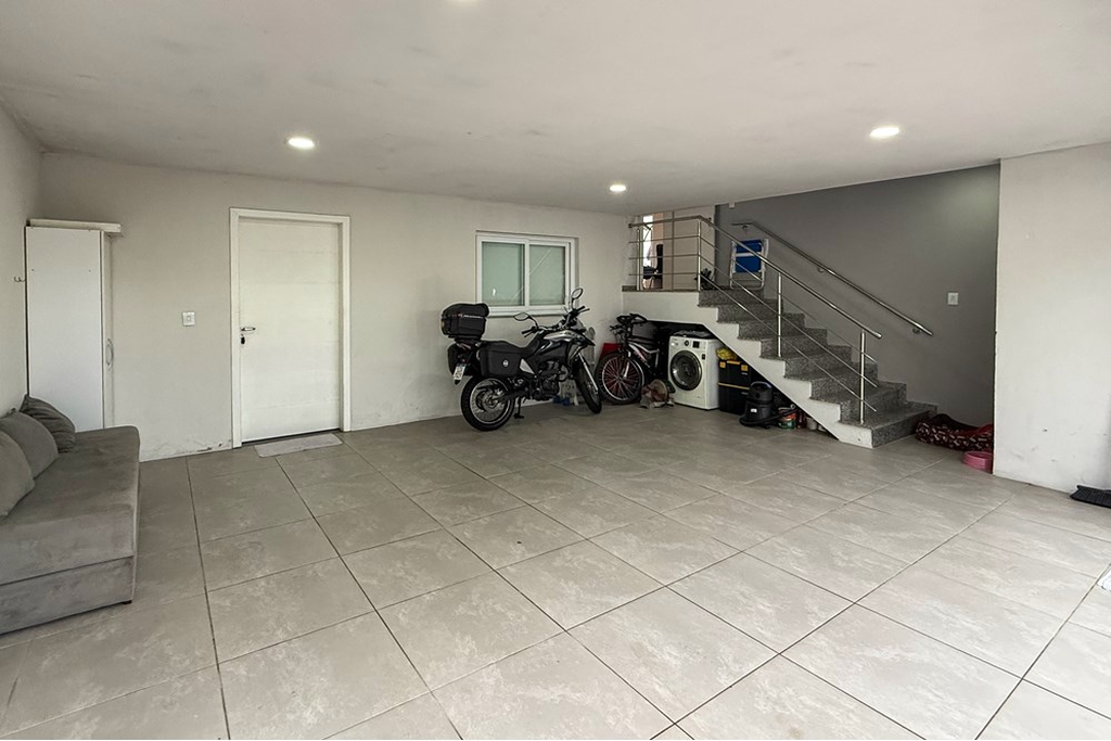 Casa à venda com 5 quartos, 194m² - Foto 69