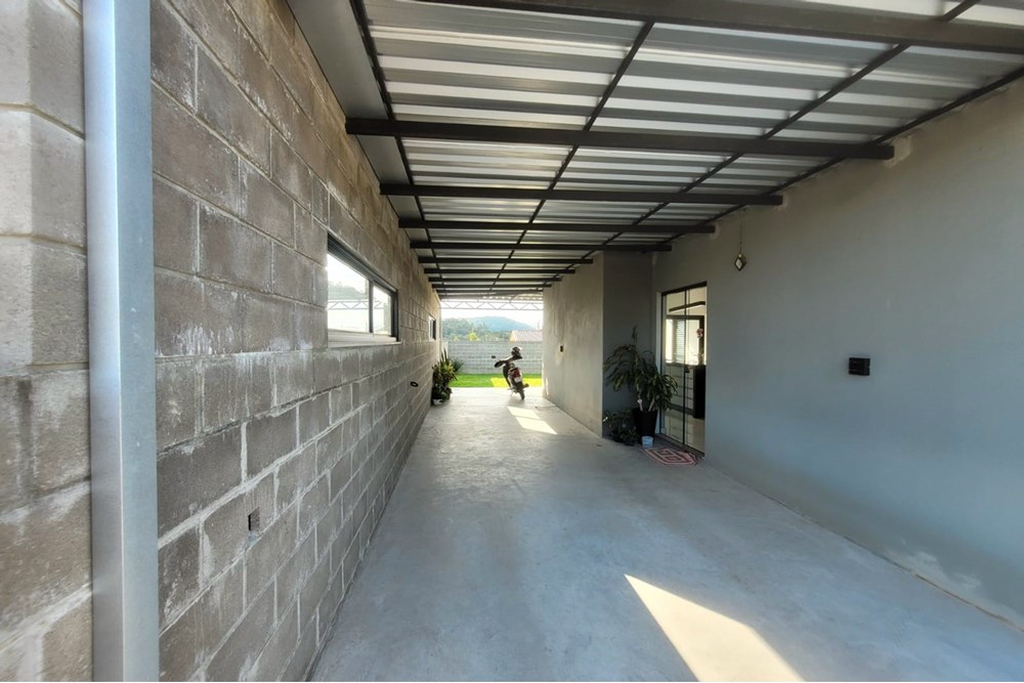Casa à venda com 3 quartos, 137m² - Foto 7
