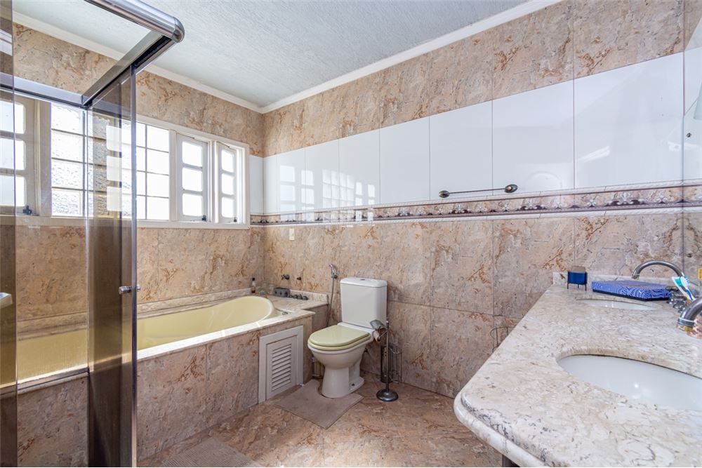 Casa à venda com 4 quartos, 295m² - Foto 33