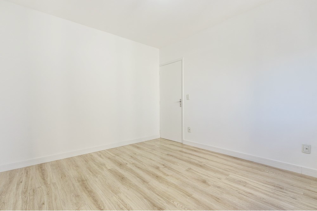 Apartamento à venda com 2 quartos, 75m² - Foto 21