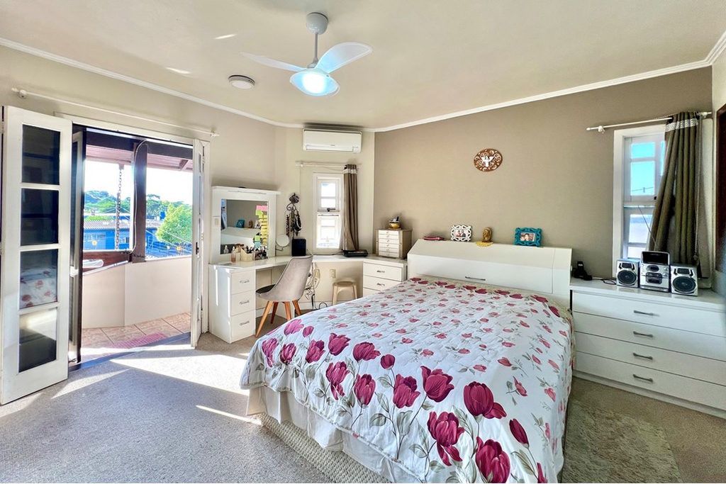 Casa, 3 quartos, 240 m² - Foto 33