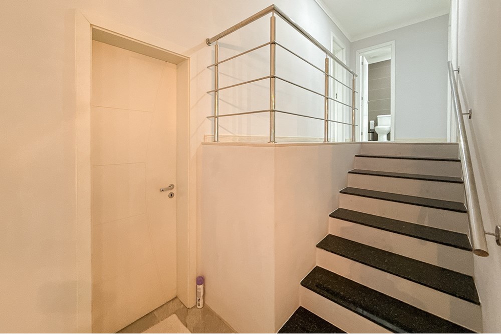 Casa à venda com 5 quartos, 194m² - Foto 22