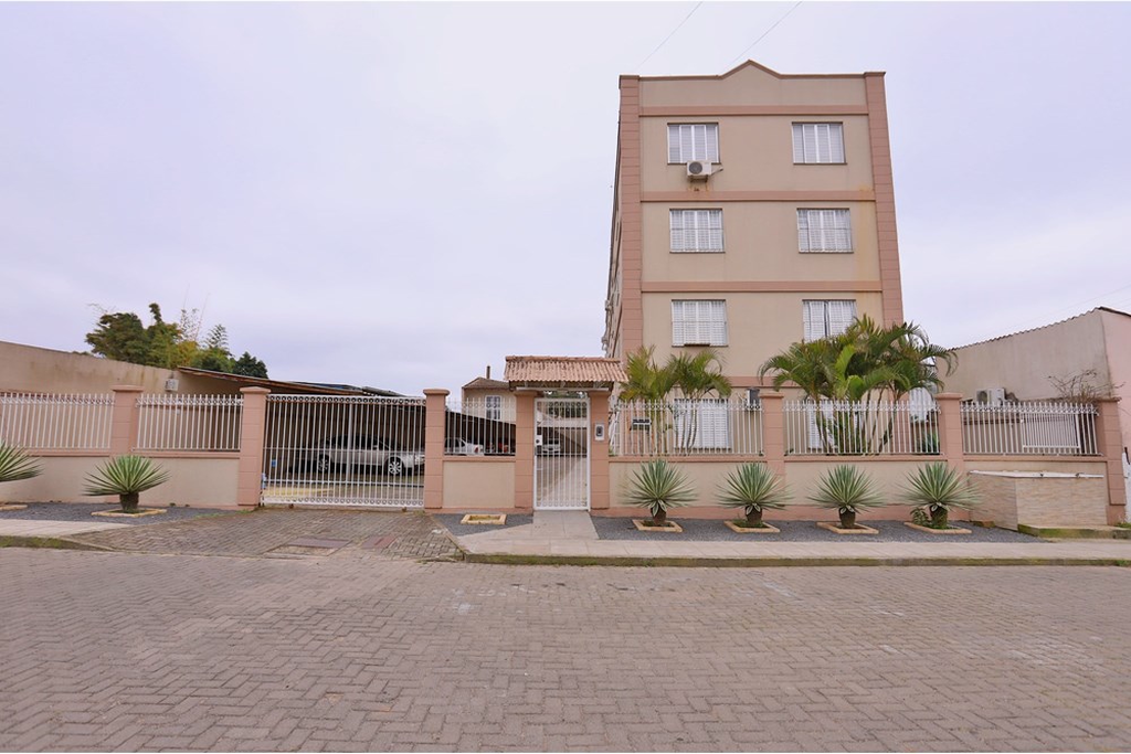 Apartamento à venda com 2 quartos, 79m² - Foto 4