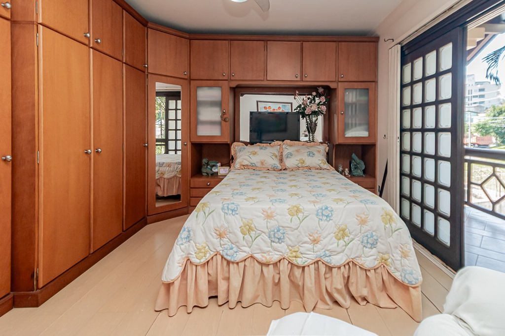 Casa, 5 quartos, 224 m² - Foto 55