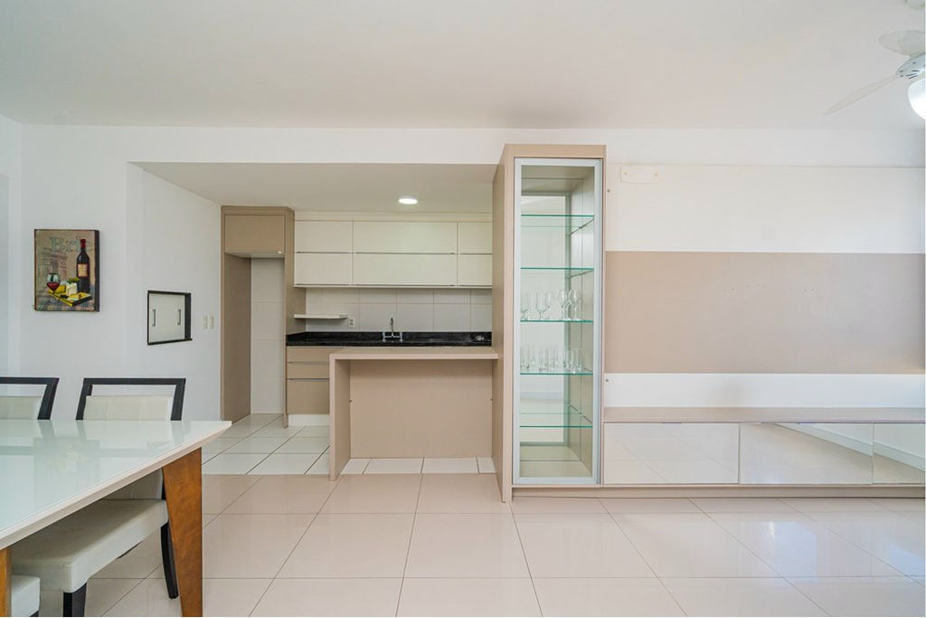 Apartamento à venda com 2 quartos, 67m² - Foto 21