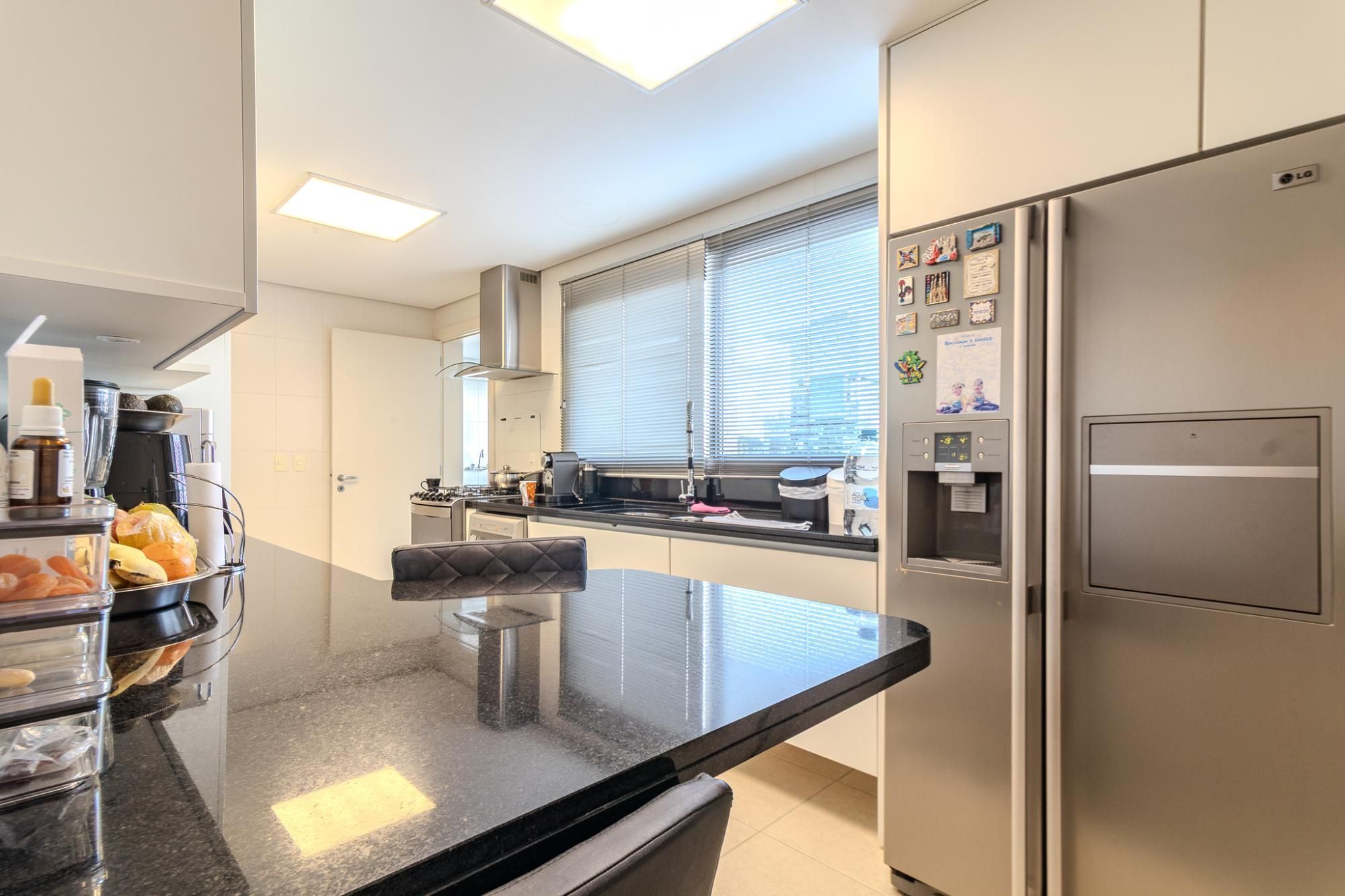 Apartamento, 3 quartos, 218 m² - Foto 27