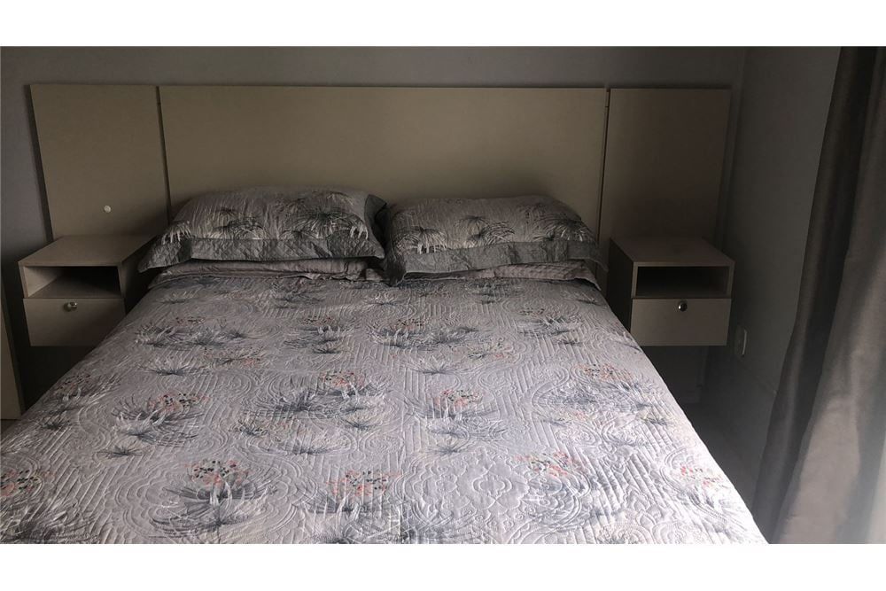 Casa à venda com 2 quartos, 109m² - Foto 9