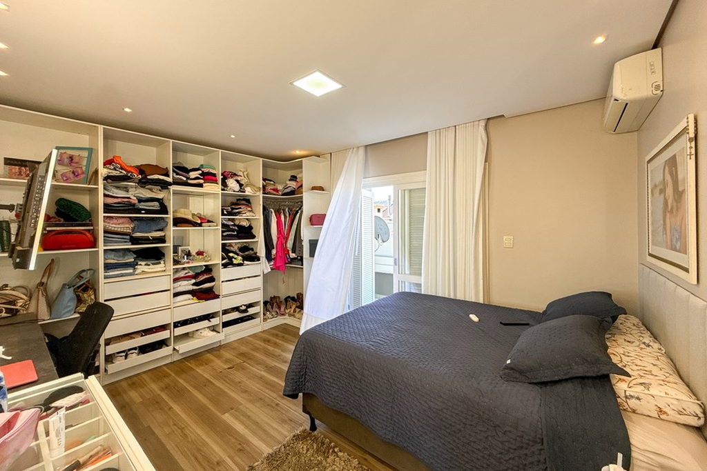 Casa, 4 quartos, 240 m² - Foto 11