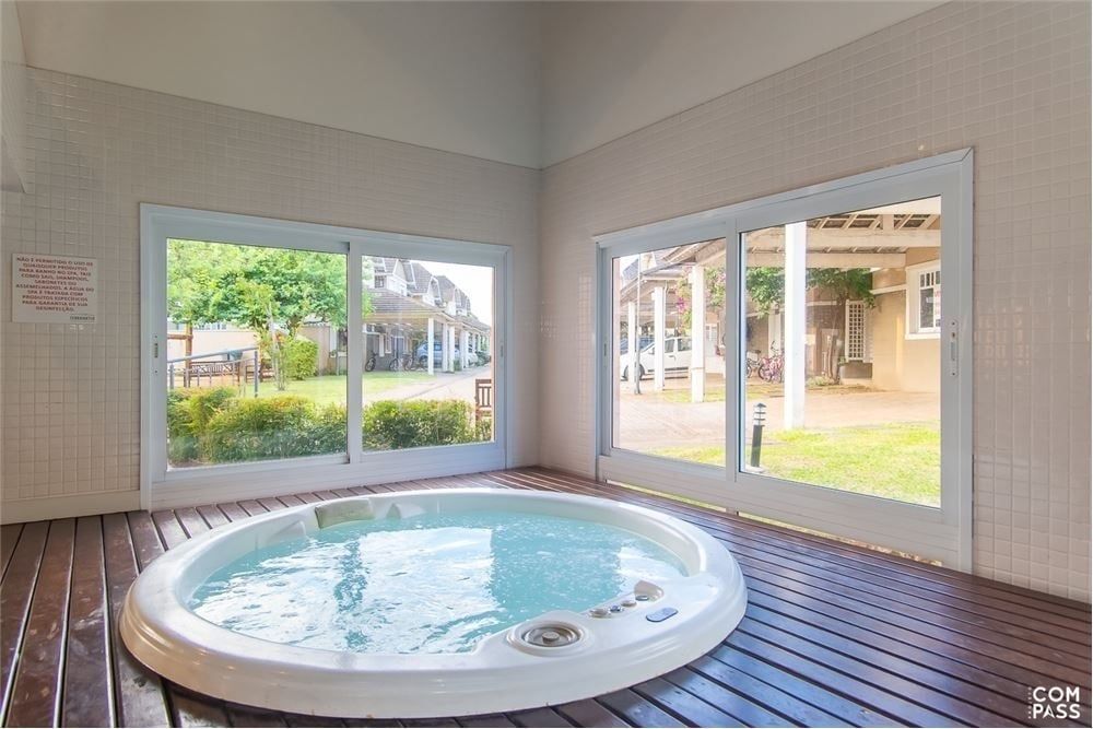 Casa de Condomínio à venda com 3 quartos, 228m² - Foto 5