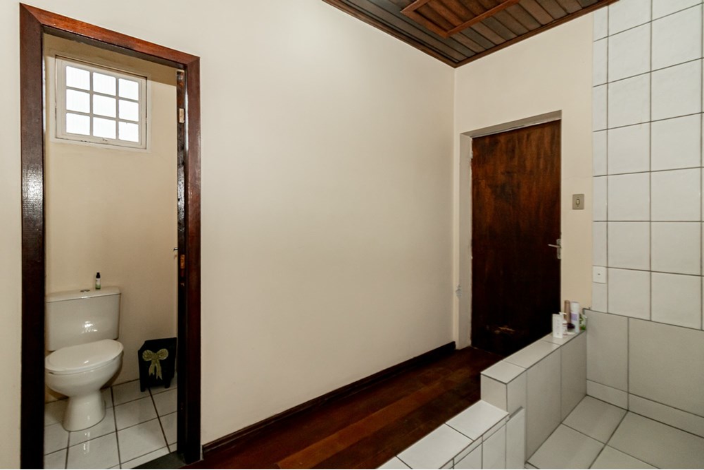 Casa, 3 quartos, 339 m² - Foto 10