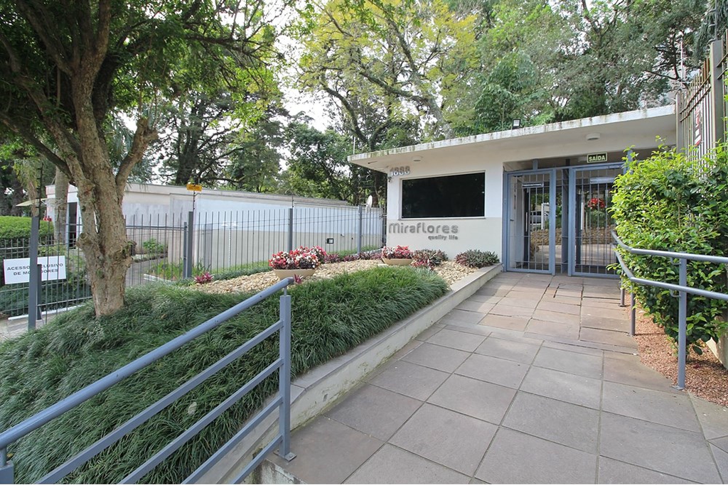Apartamento à venda com 2 quartos, 61m² - Foto 1