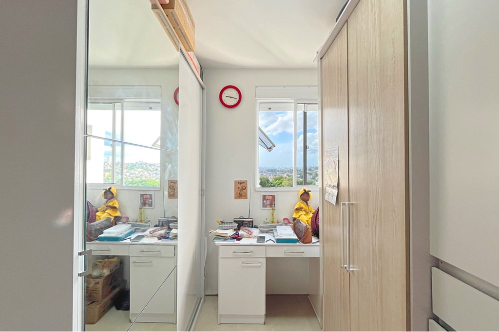 Apartamento à venda com 3 quartos, 90m² - Foto 4
