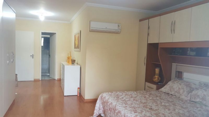Casa à venda com 3 quartos, 165m² - Foto 7