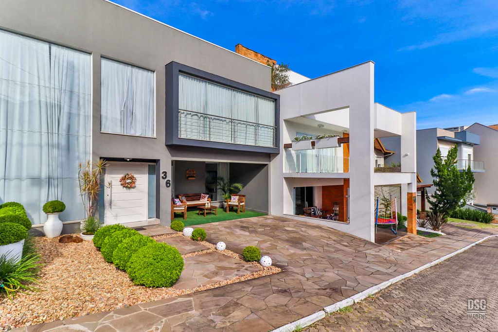 Casa, 3 quartos, 283 m² - Foto 1