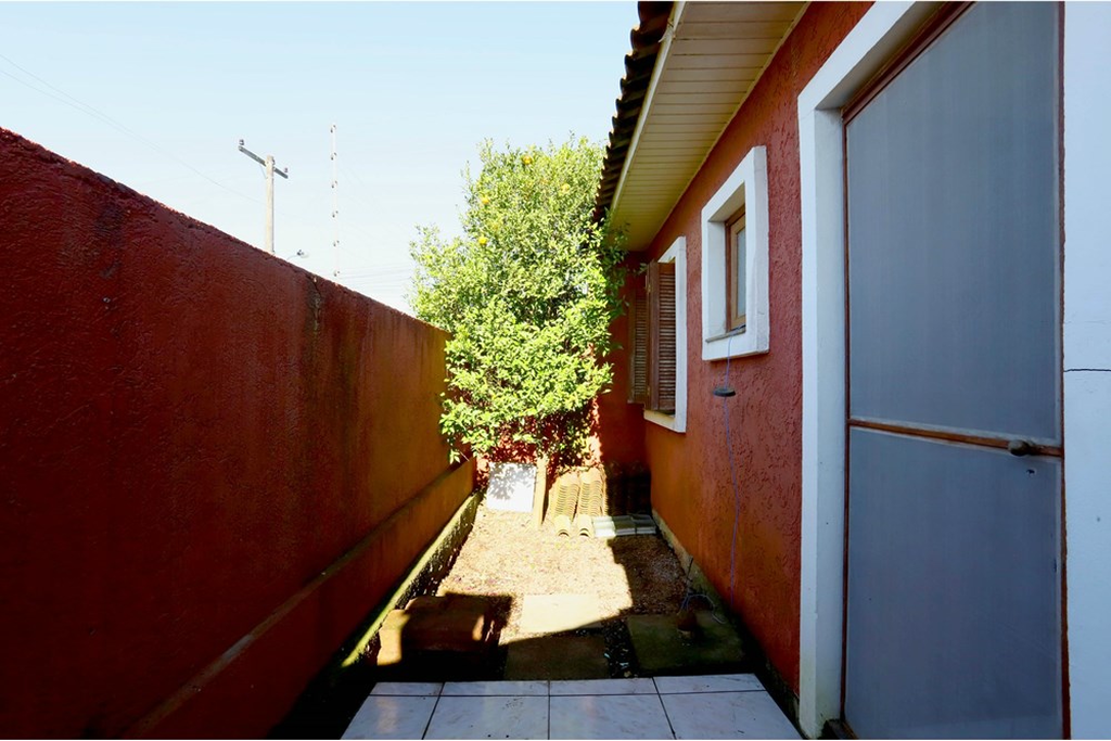 Casa à venda com 2 quartos, 42m² - Foto 9