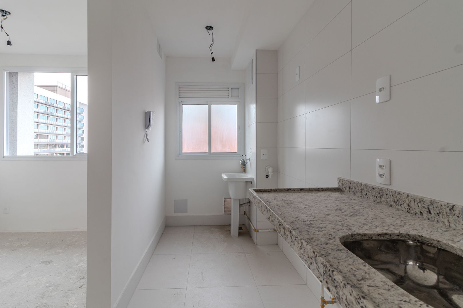 Apartamento à venda com 3 quartos, 66m² - Foto 6
