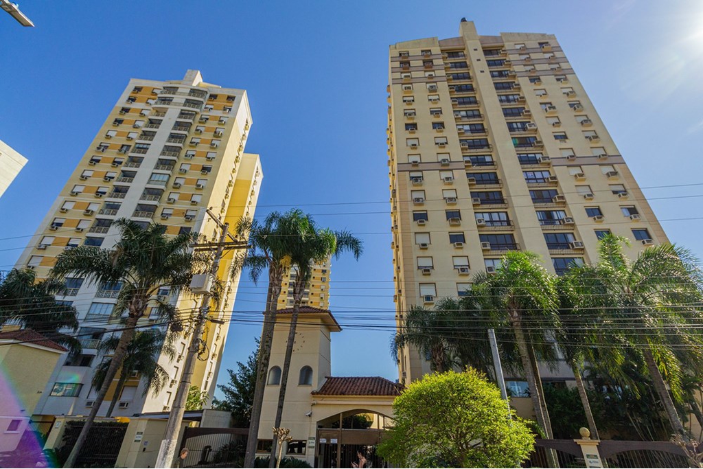 Apartamento à venda com 3 quartos, 88m² - Foto 1