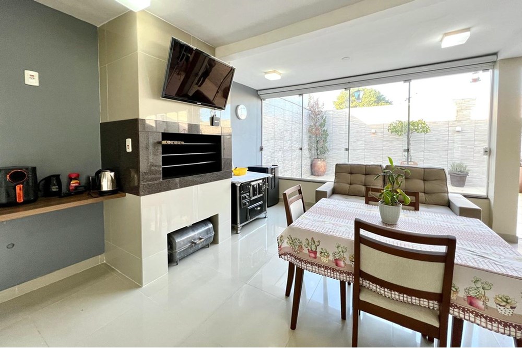 Casa à venda com 2 quartos, 101m² - Foto 20