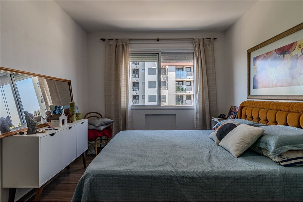 Apartamento à venda com 2 quartos, 75m² - Foto 40