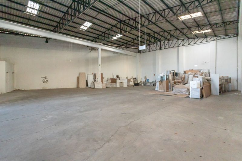 Depósito-Galpão-Armazém para alugar, 449m² - Foto 1