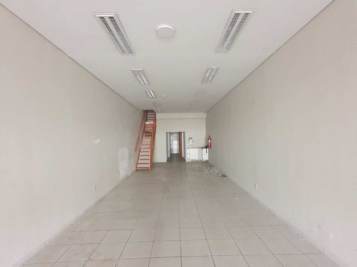 Loja-Salão para alugar com 3 quartos, 249m² - Foto 1