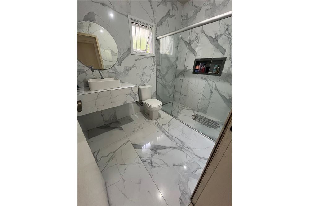 Casa à venda com 2 quartos, 109m² - Foto 12