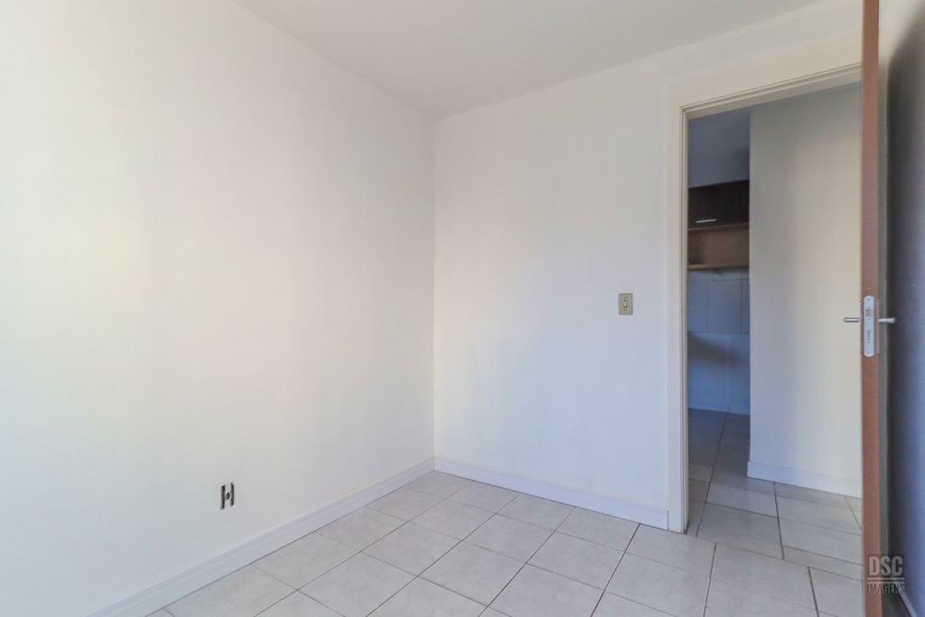 Apartamento à venda com 2 quartos, 42m² - Foto 47
