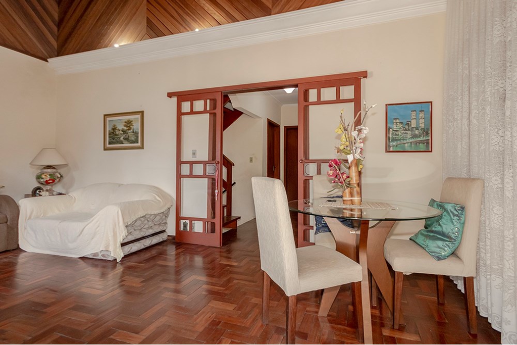 Casa à venda com 5 quartos, 177m² - Foto 32