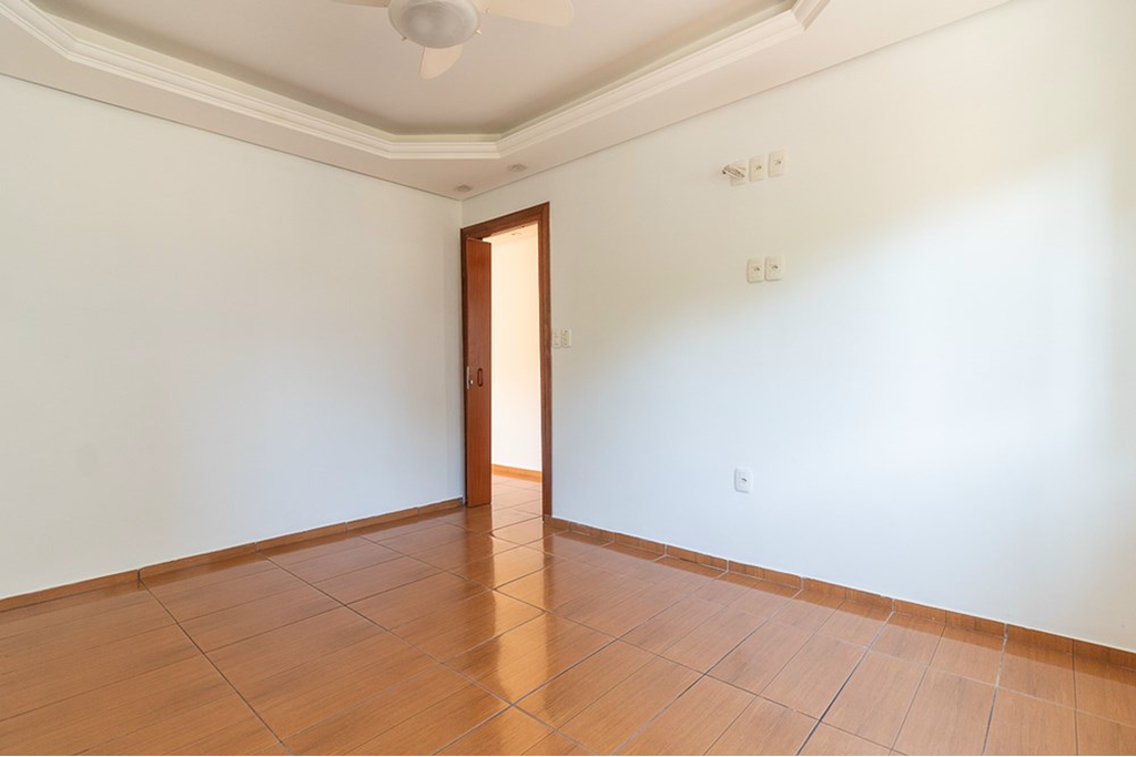 Apartamento à venda com 2 quartos, 76m² - Foto 9