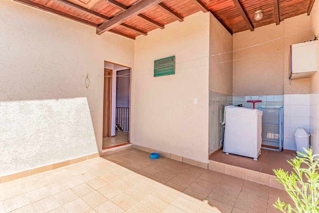 Casa, 5 quartos, 132 m² - Foto 5