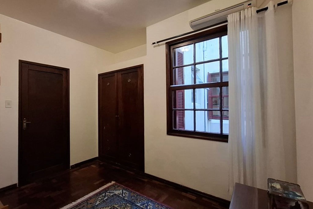 Apartamento à venda com 2 quartos, 63m² - Foto 2