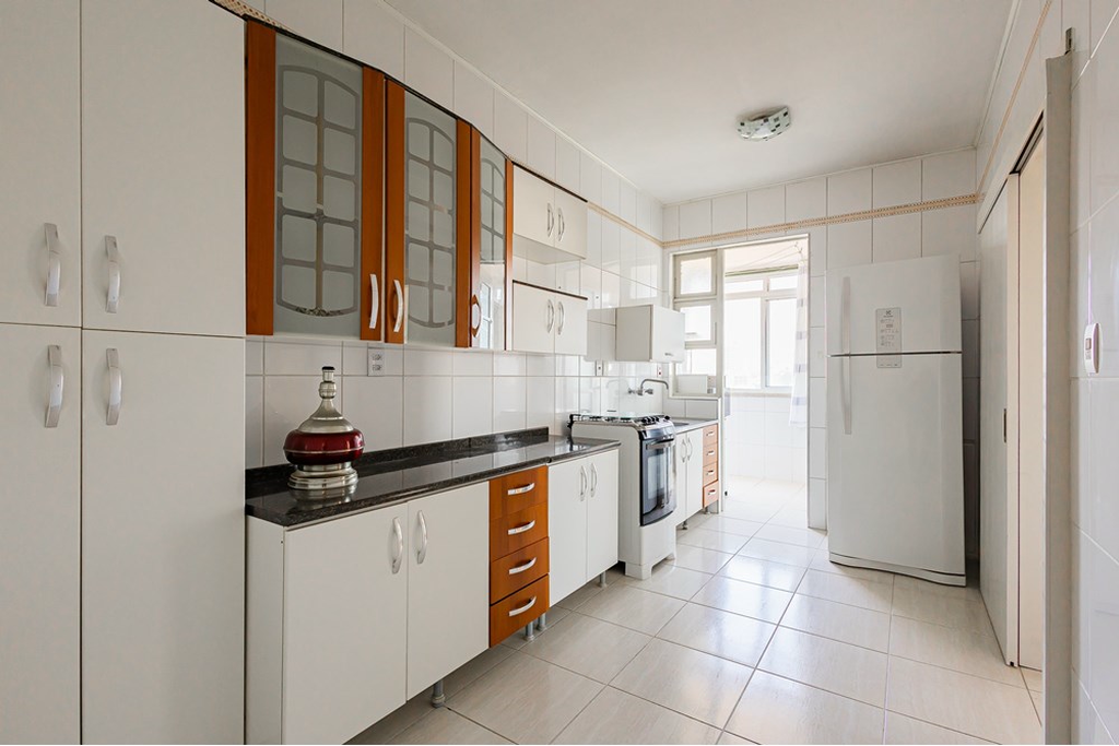 Apartamento à venda com 3 quartos, 97m² - Foto 14