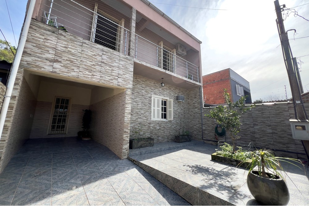 Casa à venda com 3 quartos, 193m² - Foto 4