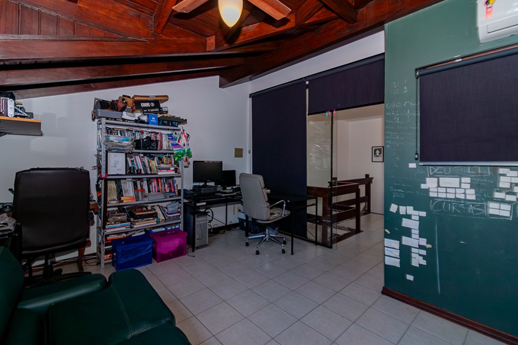 Casa, 4 quartos, 308 m² - Foto 9