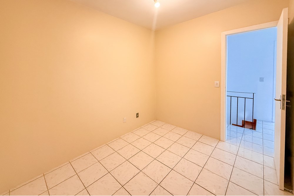 Casa de Condomínio à venda com 2 quartos, 77m² - Foto 13