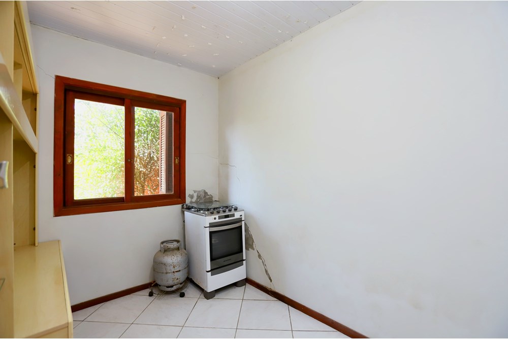Casa à venda com 2 quartos, 42m² - Foto 13