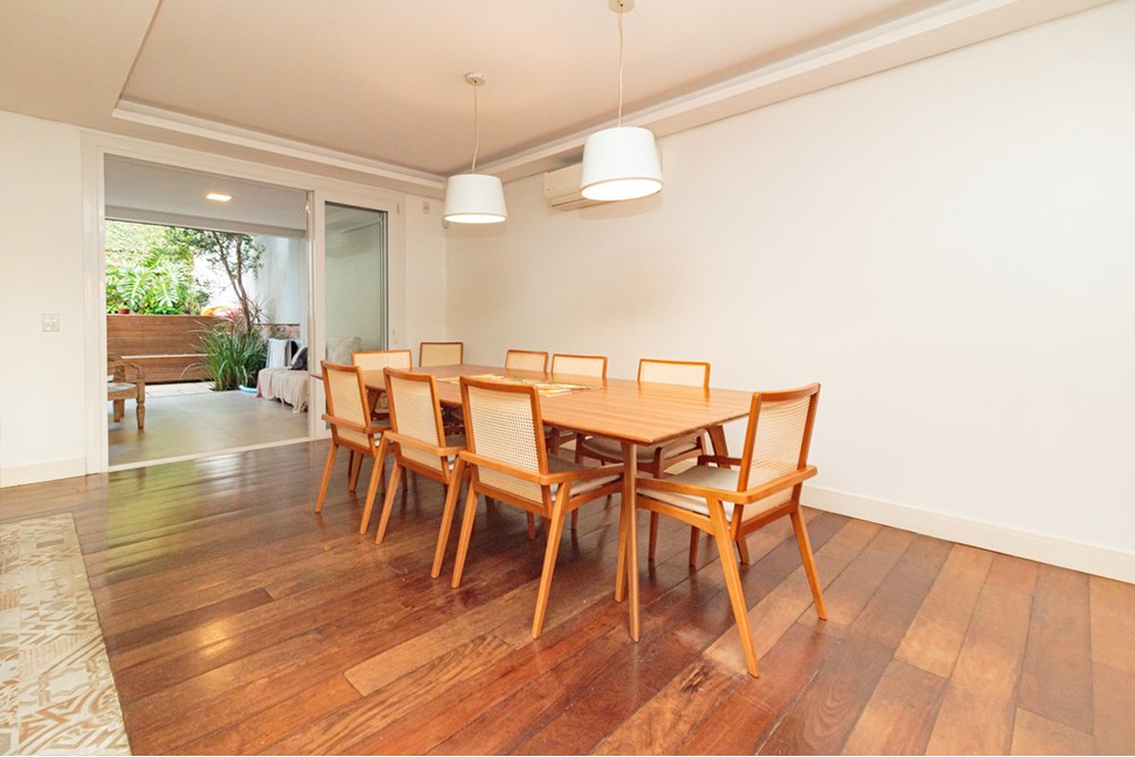 Casa à venda com 4 quartos, 310m² - Foto 30