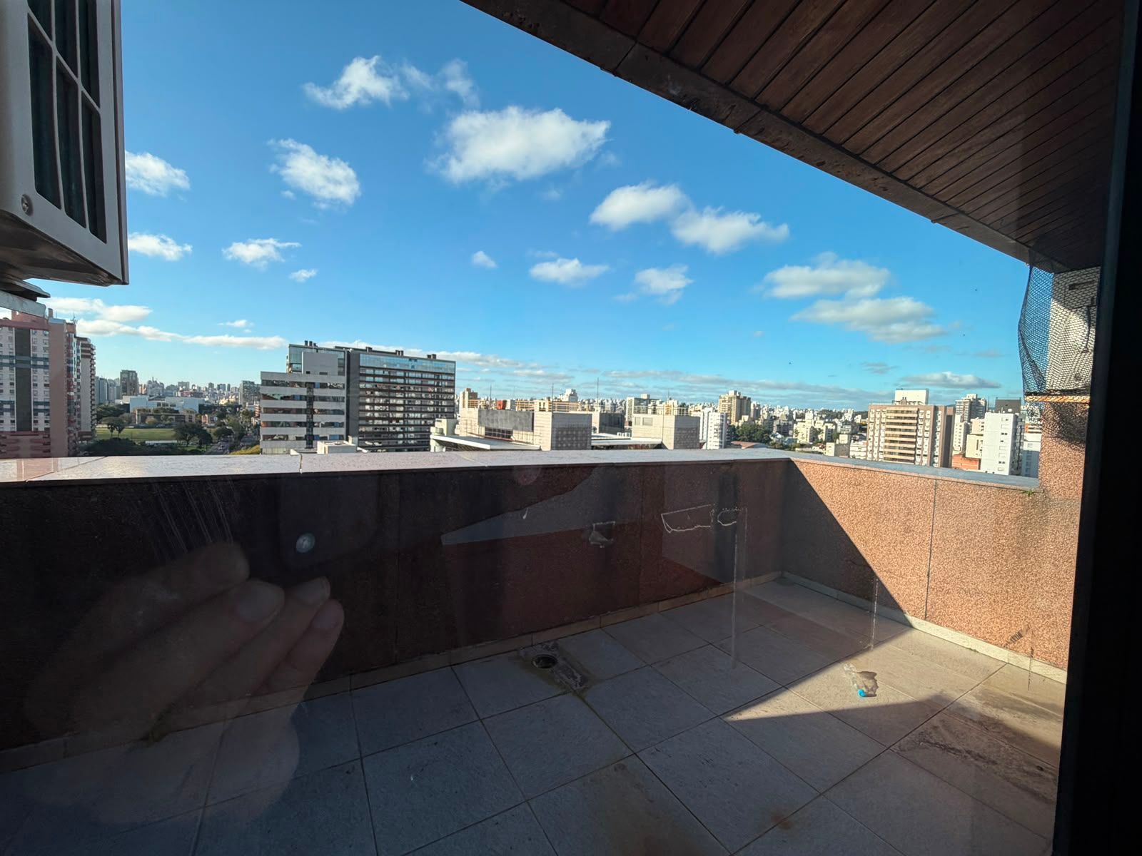 🏢✨ SALA COMERCIAL DUPLEX COM TERRAÇO E VISTA PARA O GUAÍBA! 🌅 — foto 5