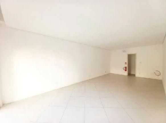 Loja-Salão para alugar com 1 quarto, 41m² - Foto 2