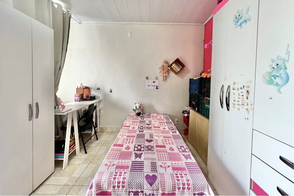 Casa à venda com 4 quartos, 226m² - Foto 8