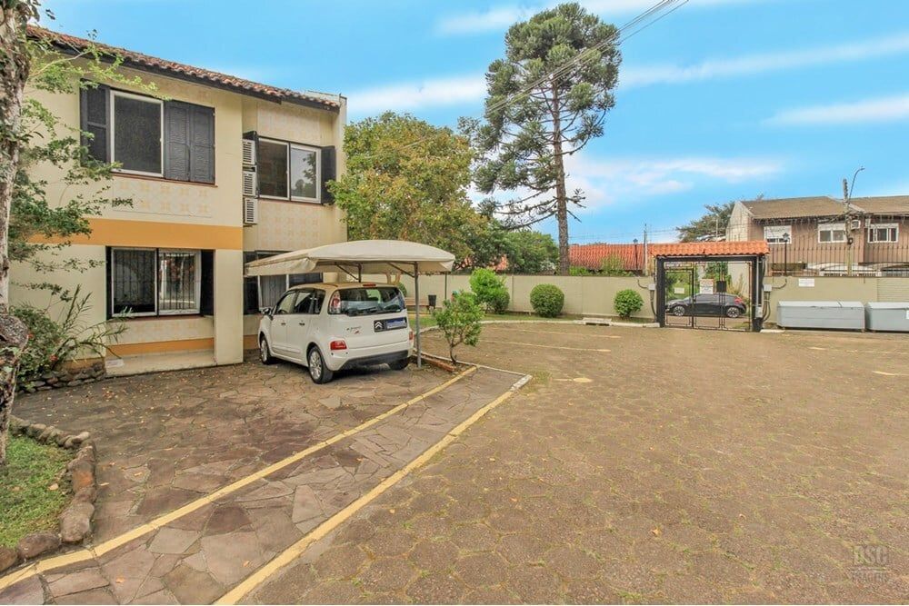 Casa de Condomínio à venda com 3 quartos, 99m² - Foto 1