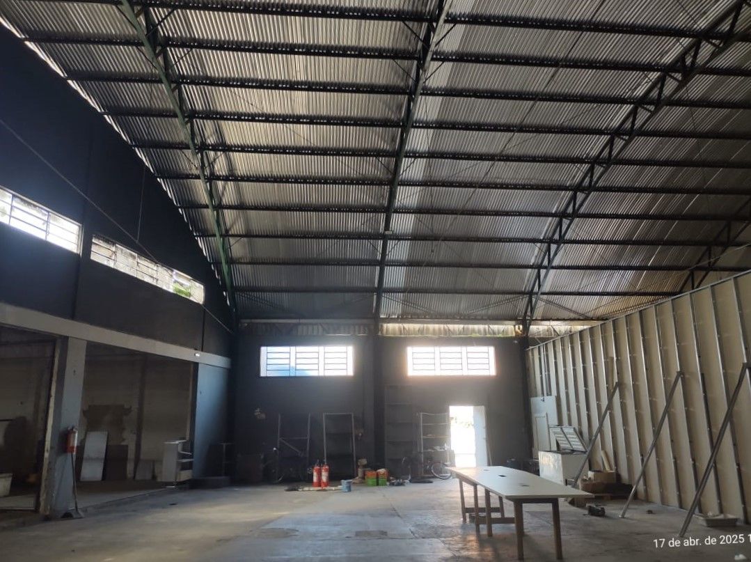 Depósito-Galpão-Armazém para alugar com 3 quartos, 1299m² - Foto 4