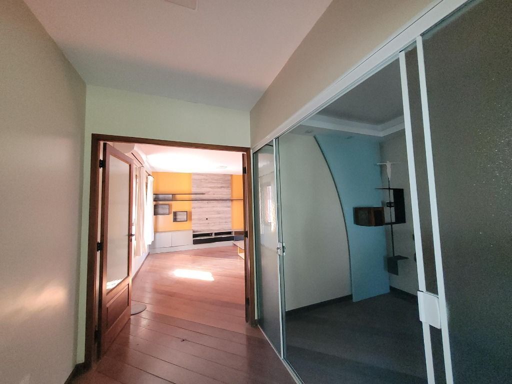 Casa, 5 quartos, 356 m² - Foto 10