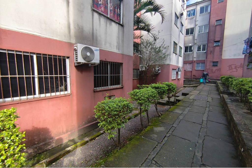 Apartamento à venda com 2 quartos, 40m² - Foto 11