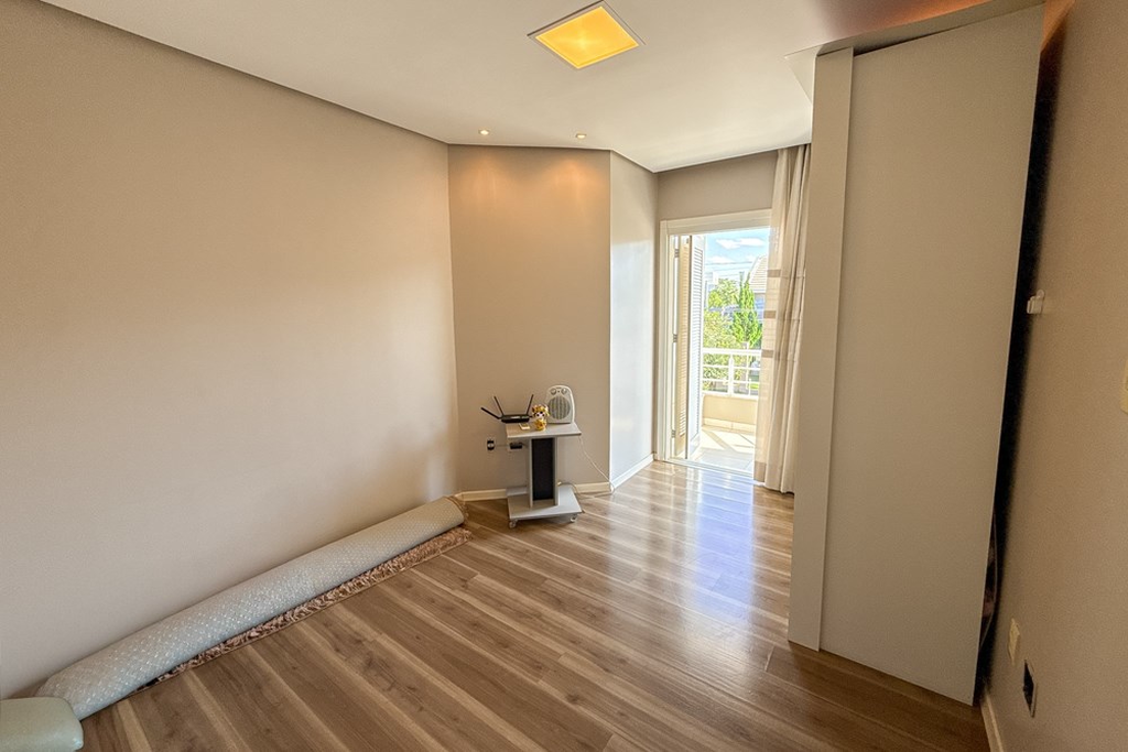 Casa, 4 quartos, 240 m² - Foto 8