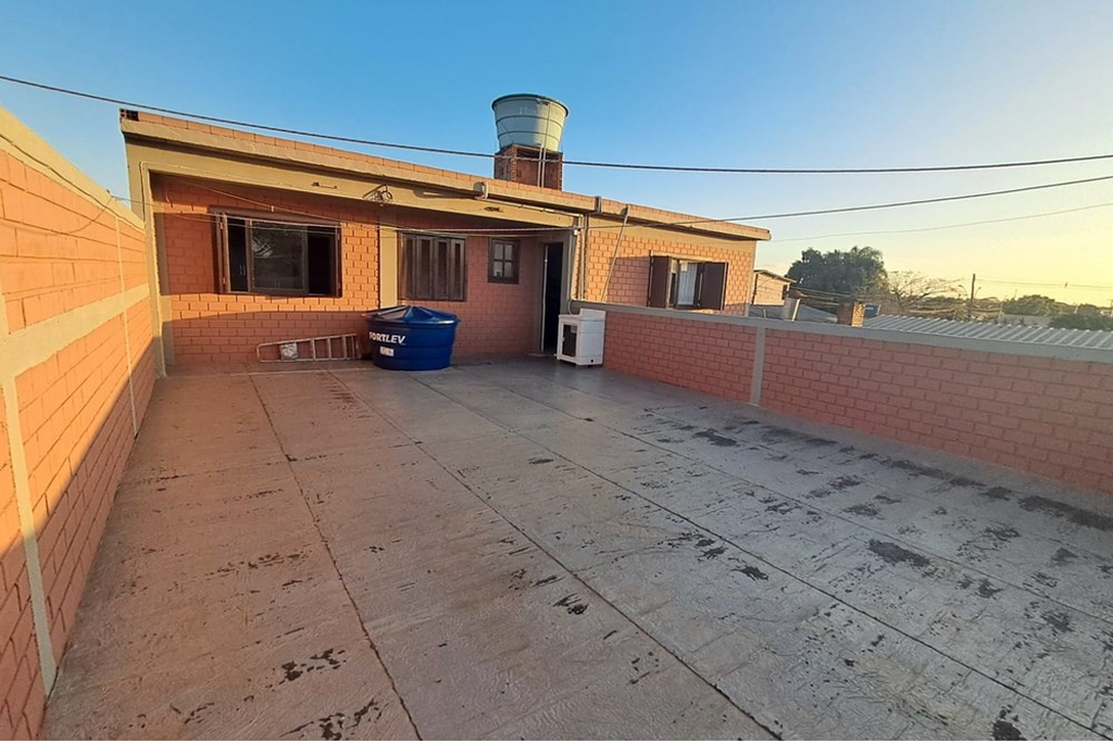 Casa à venda com 3 quartos, 322m² - Foto 11