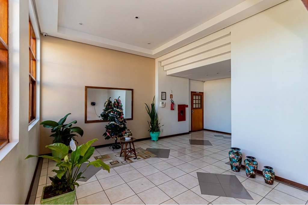 Apartamento à venda com 2 quartos, 61m² - Foto 16