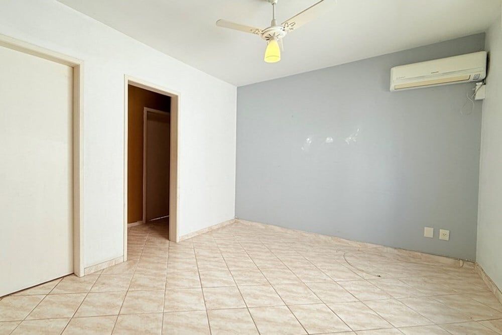 Apartamento à venda com 2 quartos, 66m² - Foto 15