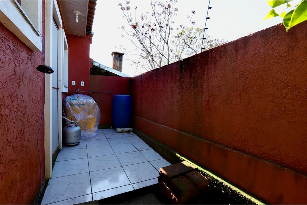 Casa à venda com 2 quartos, 42m² - Foto 8
