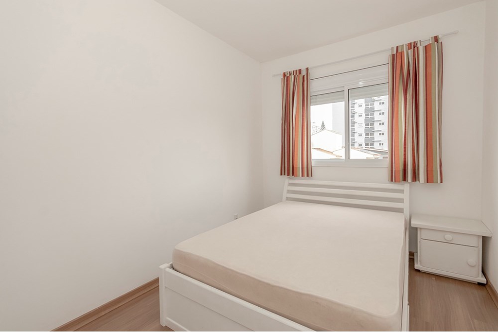 Apartamento à venda com 2 quartos, 67m² - Foto 5